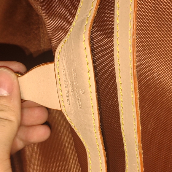 Louis Vuitton backpack - Picture 9 of 10